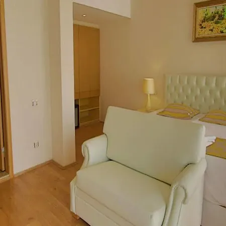 Ladonia Del Mare Hotel